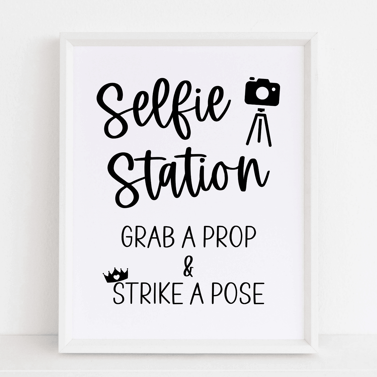 Selfie Station Sign (Classic) - Modern Moh for Selfie Station Free Printable